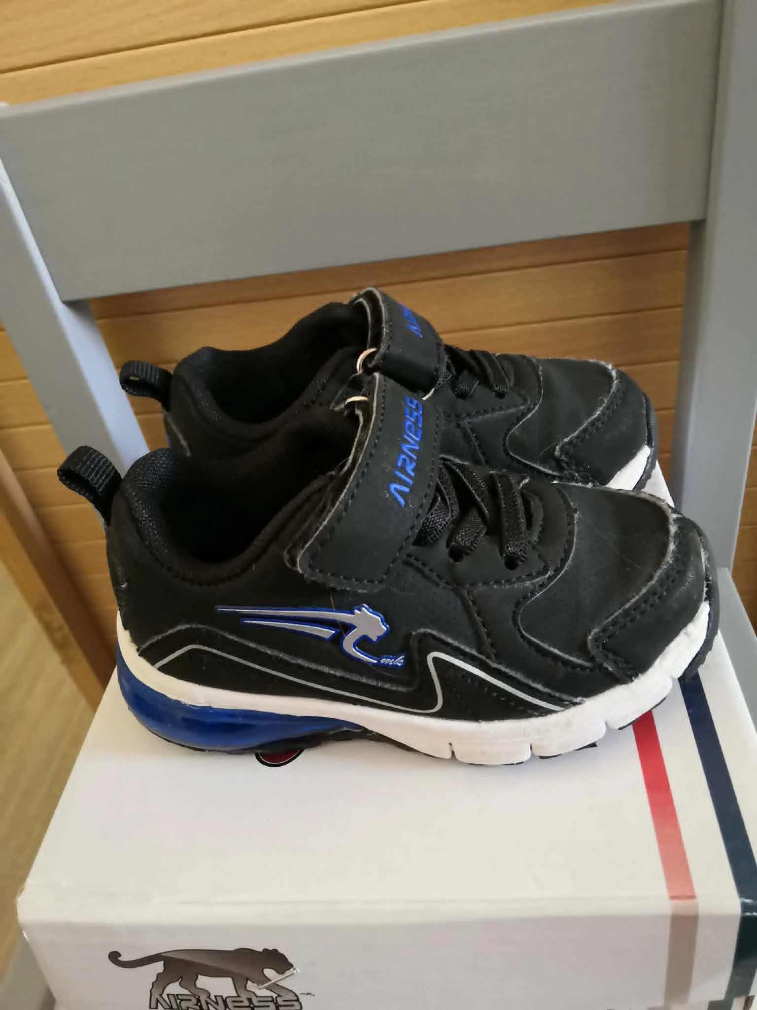 Tênis de corrida Scratch + Elástico Preto e Azul Tamanho 22 Airness – photo 4